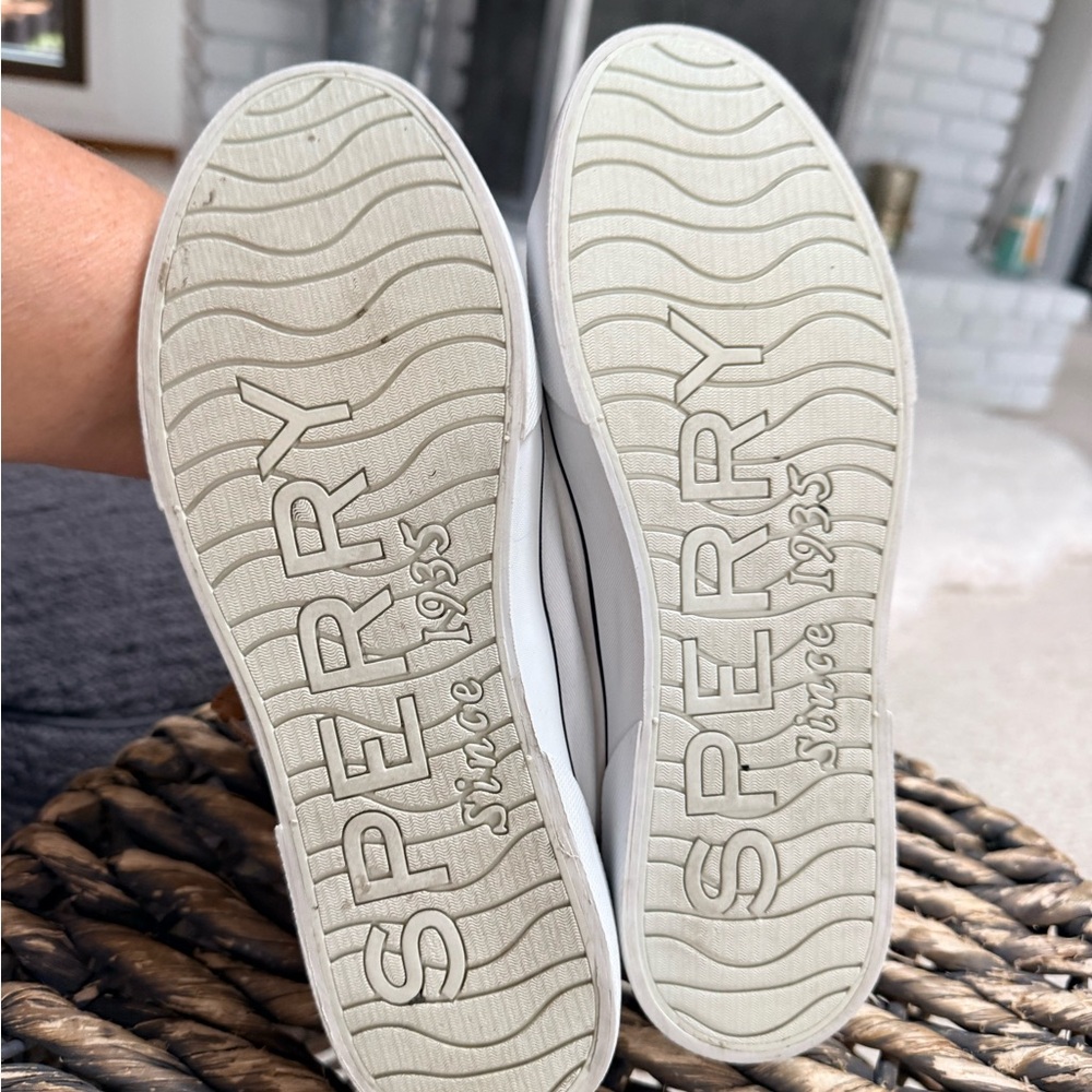 Sperry womens White Canvas Sneakers with Tan Leather Laces - Picture 5 of 7